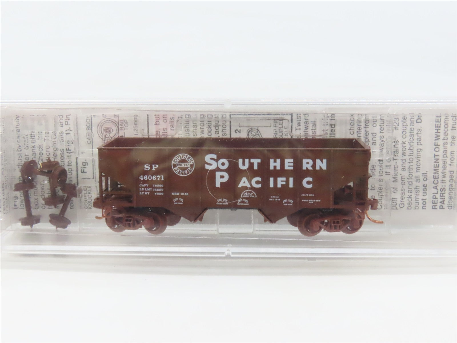 N Scale Micro-Trains 56340 SP Southern Pacific 33' 2-Bay Hopper 460671 RTR