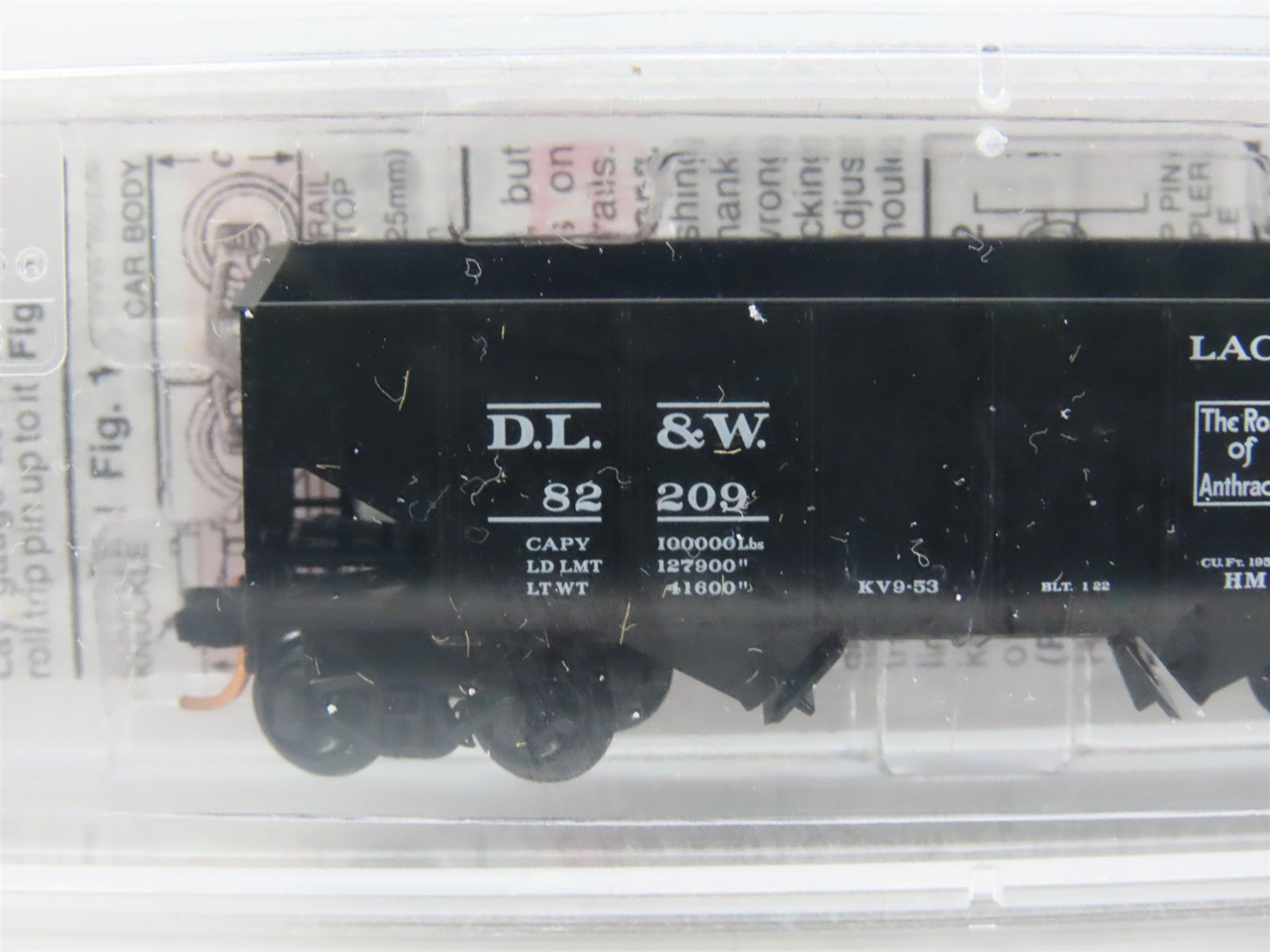 N Scale Micro-Trains 56320 Delaware, Lackawanna & Western 33' 2-Bay Hopper RTR