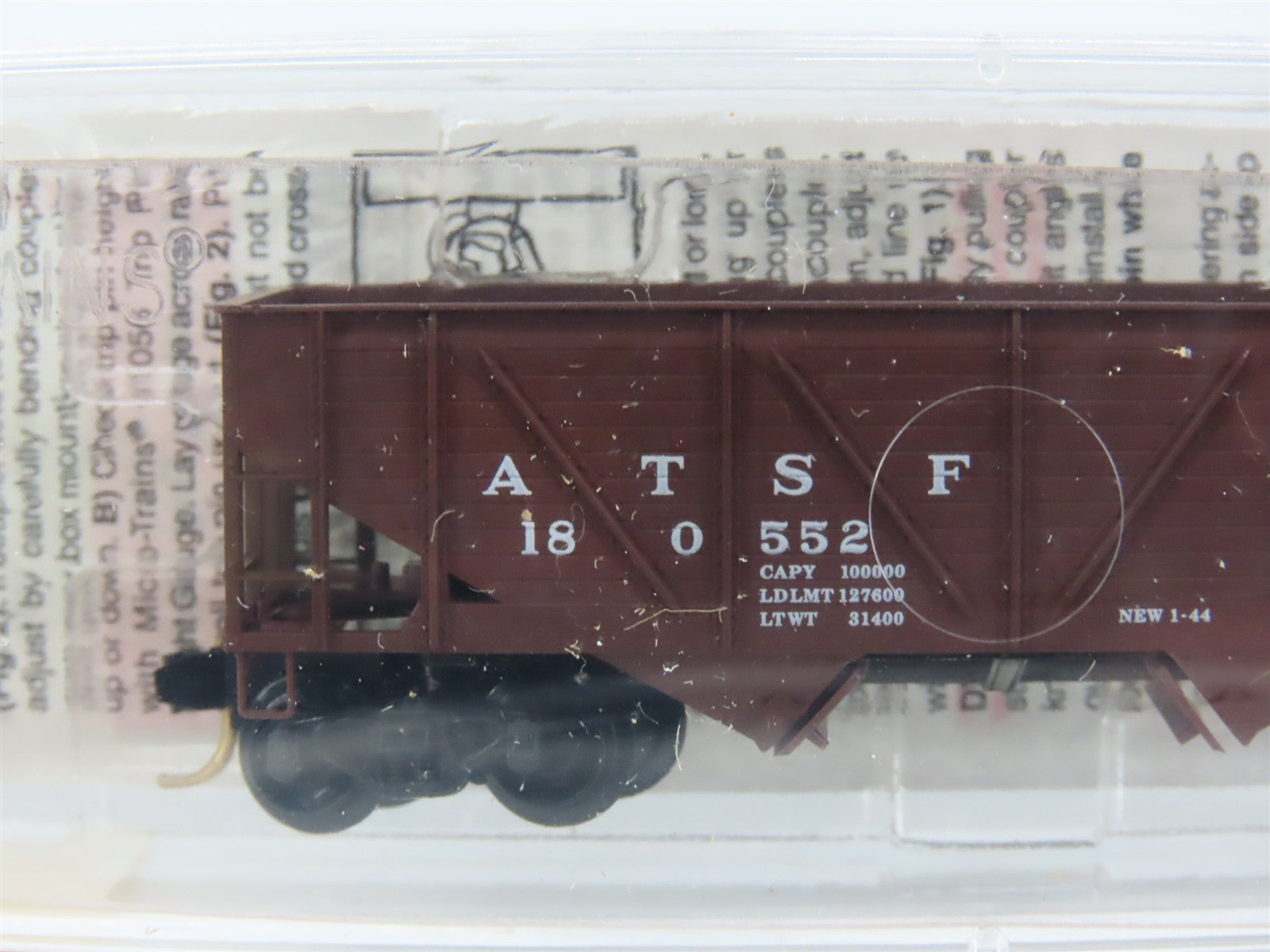 N Scale Micro-Trains 57010 ATSF Santa Fe 33' 2-Bay Hopper 180552 RTR