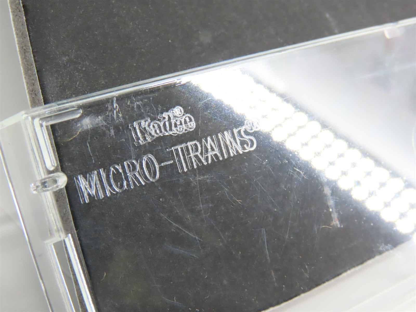 N Kadee Micro-Trains MTL 57020 CB&Q Burlington Route 2-Bay Open Hopper #194573