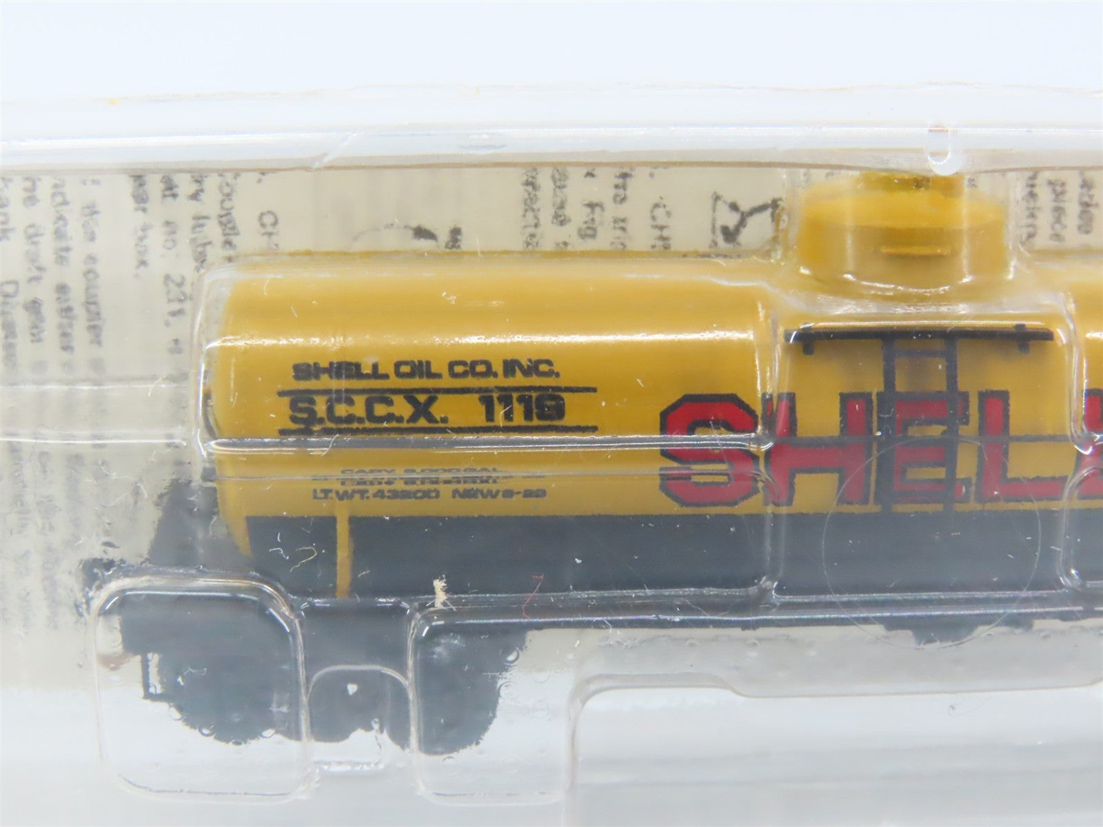 N Kadee Micro-Trains MTL 65092 SCCX Shell Oil Co. Single Dome Tank Car #1119