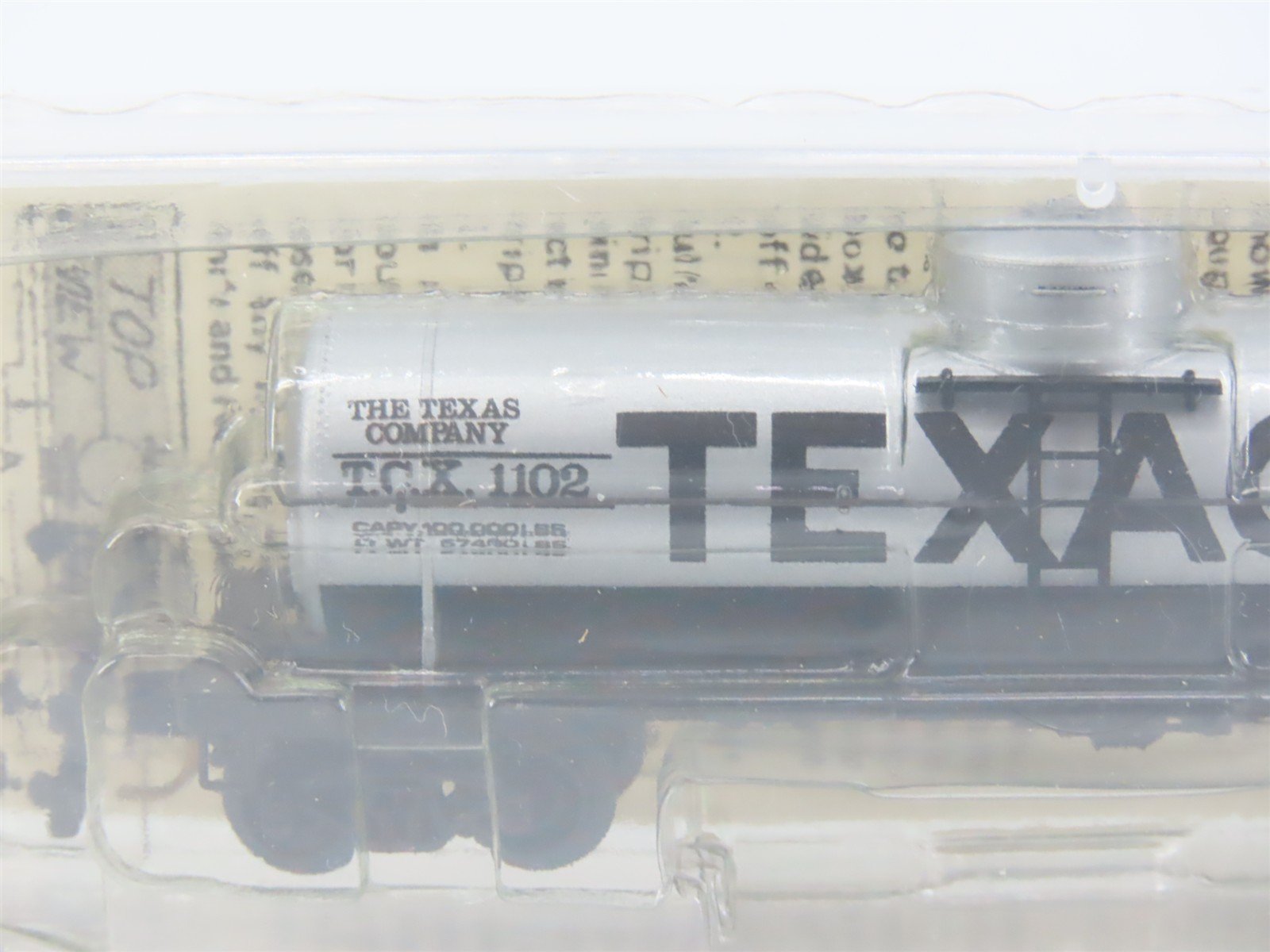 N Scale Micro-Trains 65072 TCX Texaco 39' Tank Car 1102 RTR