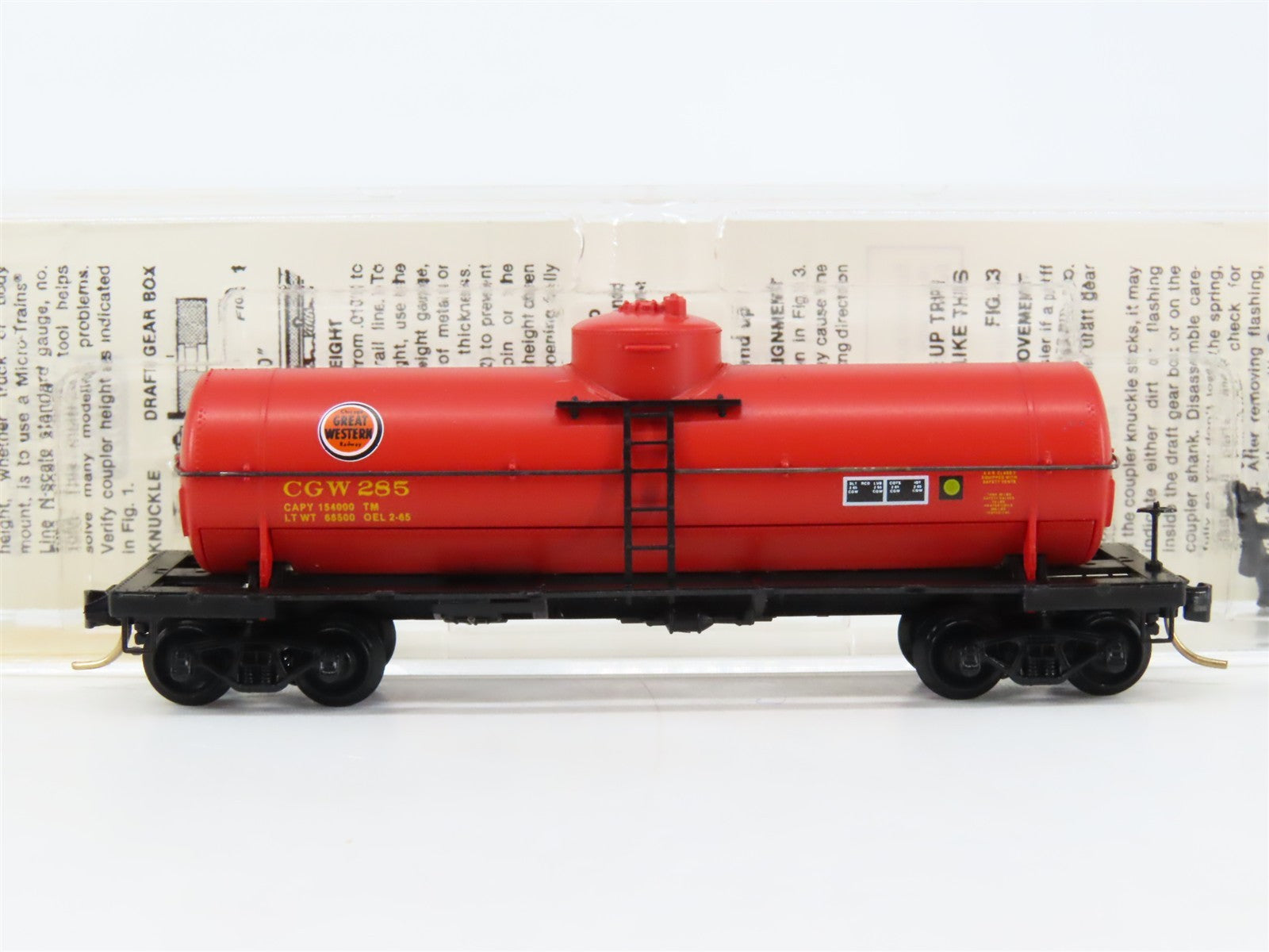 N Micro-Trains MTL 65300 CGW Chicago Great Western 39' Single Dome Tank Car #285