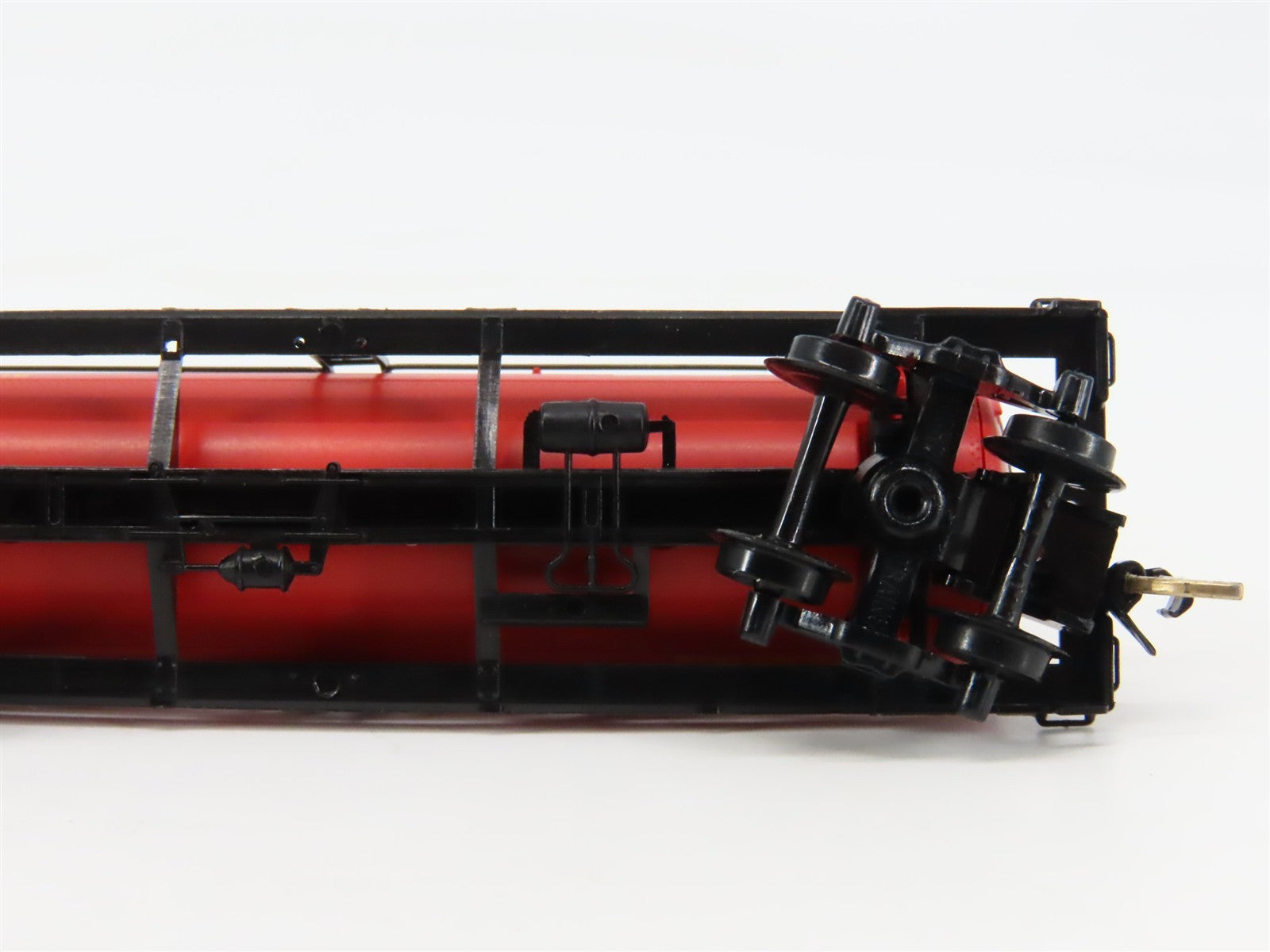 N Micro-Trains MTL 65300 CGW Chicago Great Western 39' Single Dome Tank Car #285