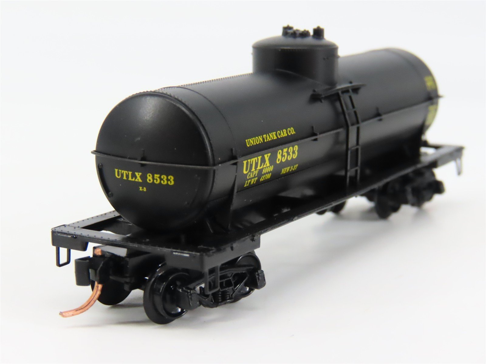 N Scale Micro-Trains 65060 Union Tank Car Company 39' Single Dome Tank Car RTR