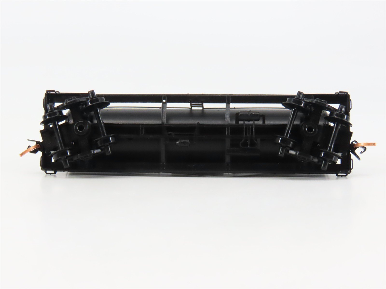 N Scale Micro-Trains 65060 Union Tank Car Company 39' Single Dome Tank Car RTR