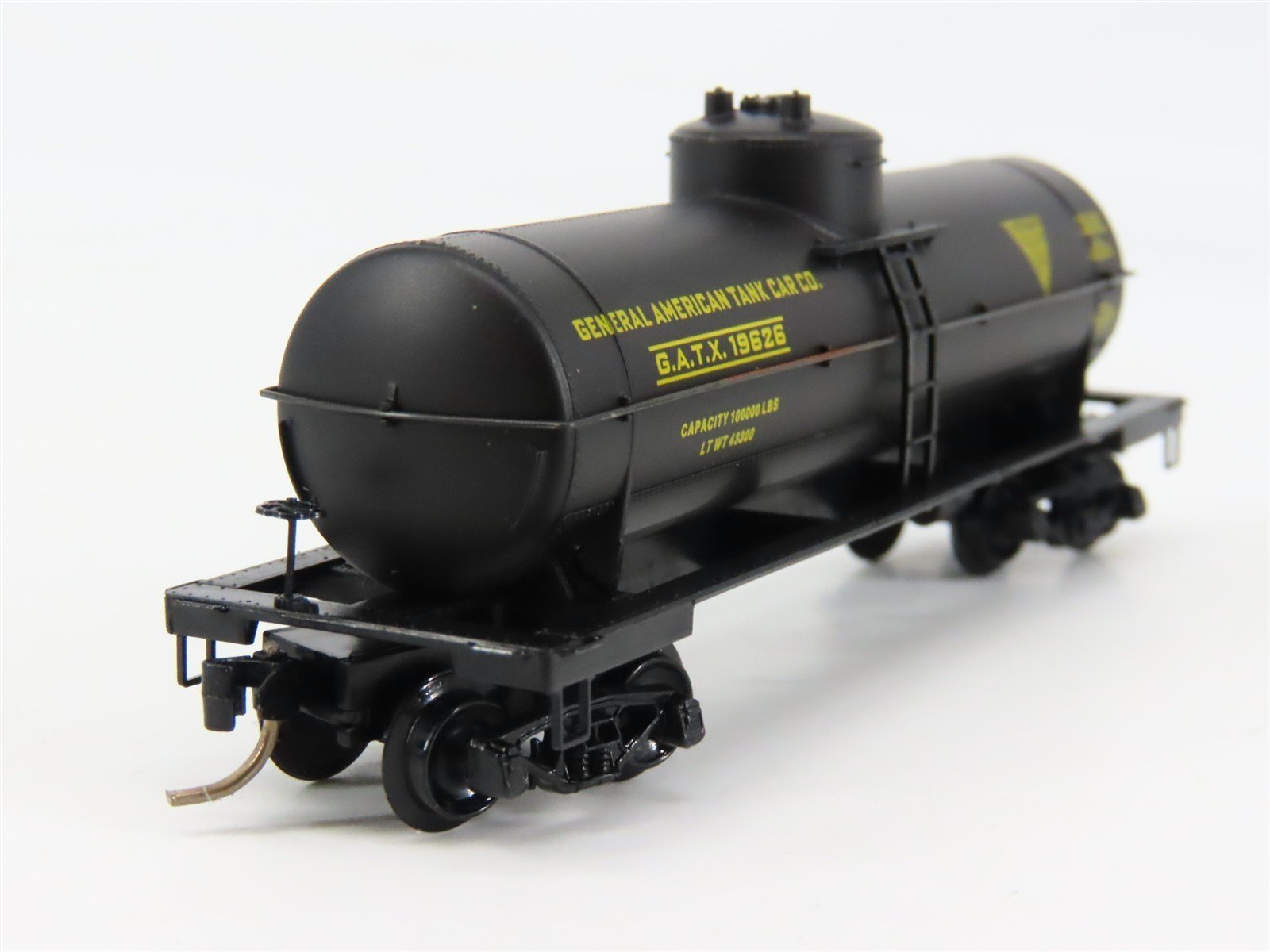 N Scale Micro-Trains 65042 General American Tank Car Co. 39' Tank Car RTR