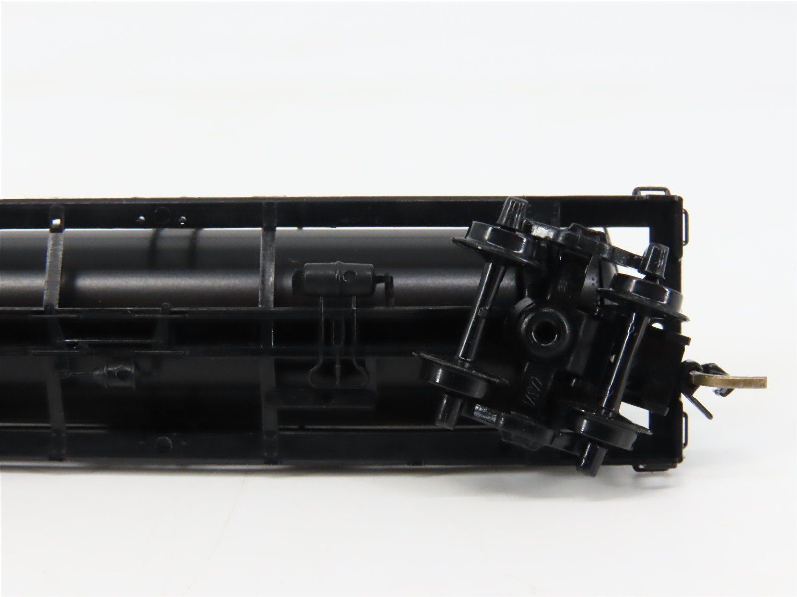 N Scale Micro-Trains 65042 General American Tank Car Co. 39' Tank Car RTR
