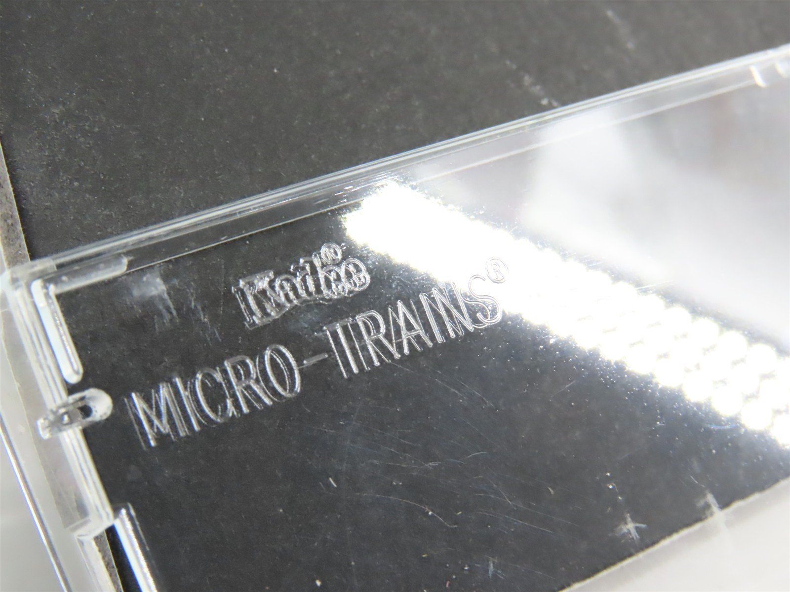 N Scale Micro-Trains 65042 General American Tank Car Co. 39' Tank Car RTR