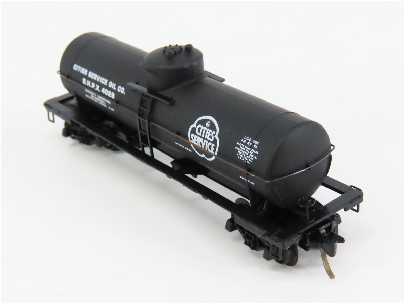N Scale Micro-Trains 65110 SHPX Cities Service 39' Single Dome Tank Car 4028 RTR