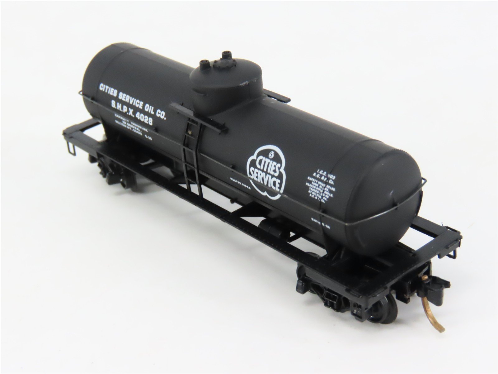 N Scale Micro-Trains 65110 SHPX Cities Service 39' Single Dome Tank Car 4028 RTR