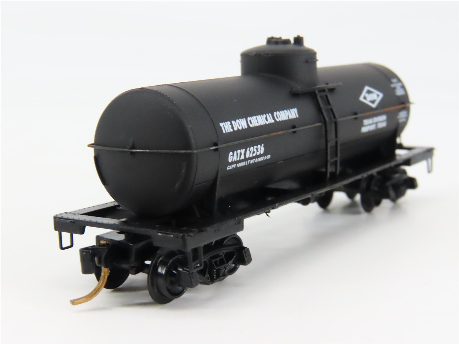 N Scale Micro-Trains 65100 GATX Dow Chemical 39' Single Dome Tank Car 62536 RTR