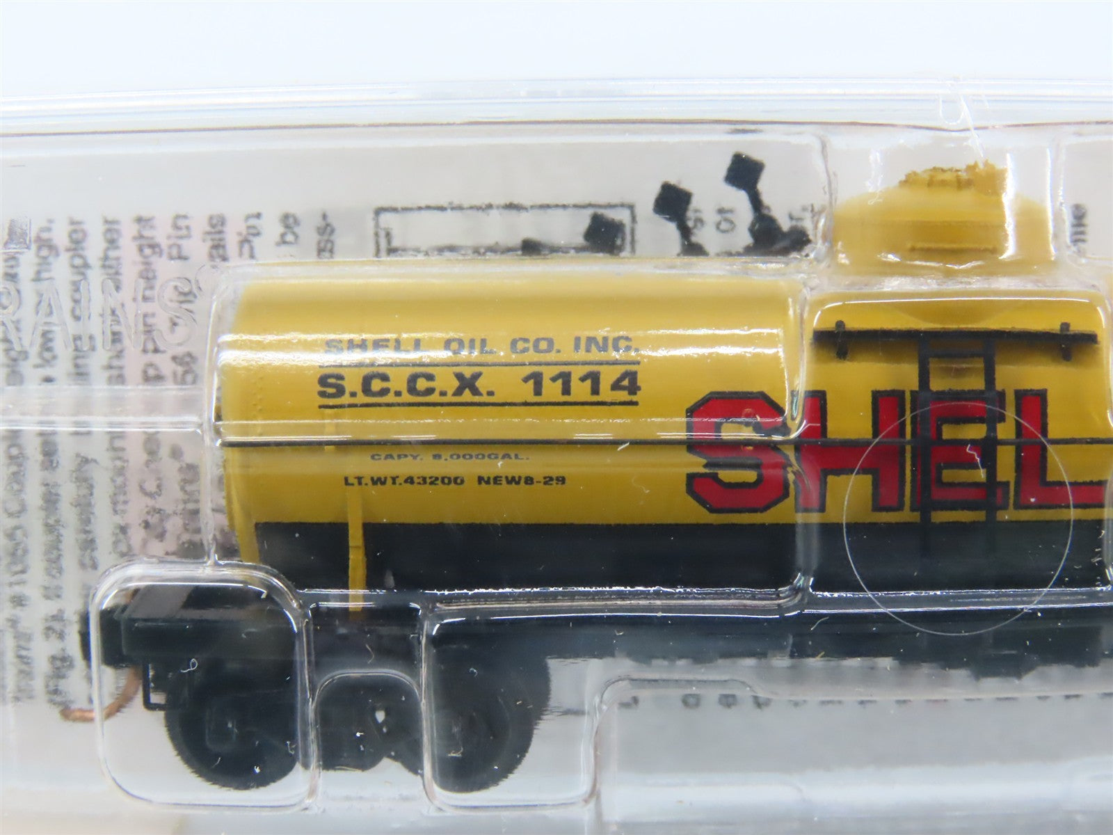 N Scale Micro-Trains MTL 65090/2 SCCX Shell Oil 39' Single Dome Tank Car #1114