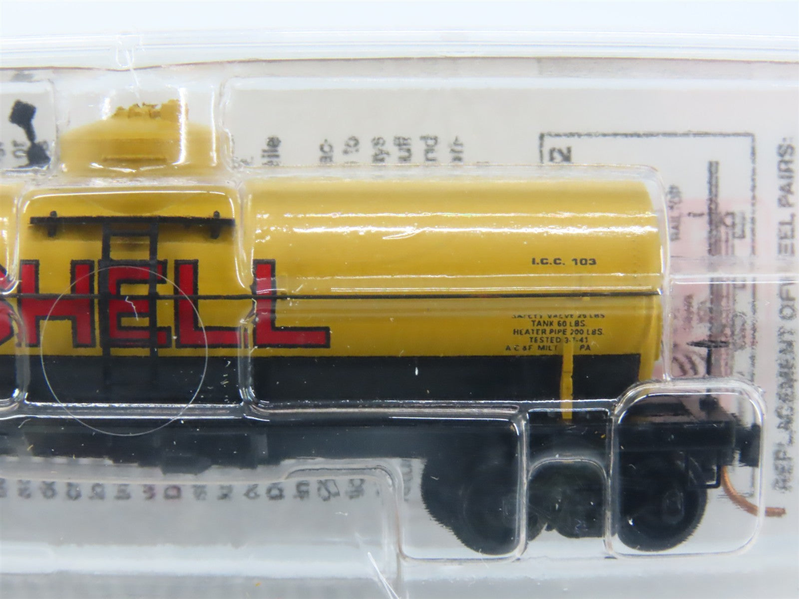N Scale Micro-Trains MTL 65090/2 SCCX Shell Oil 39' Single Dome Tank Car #1114