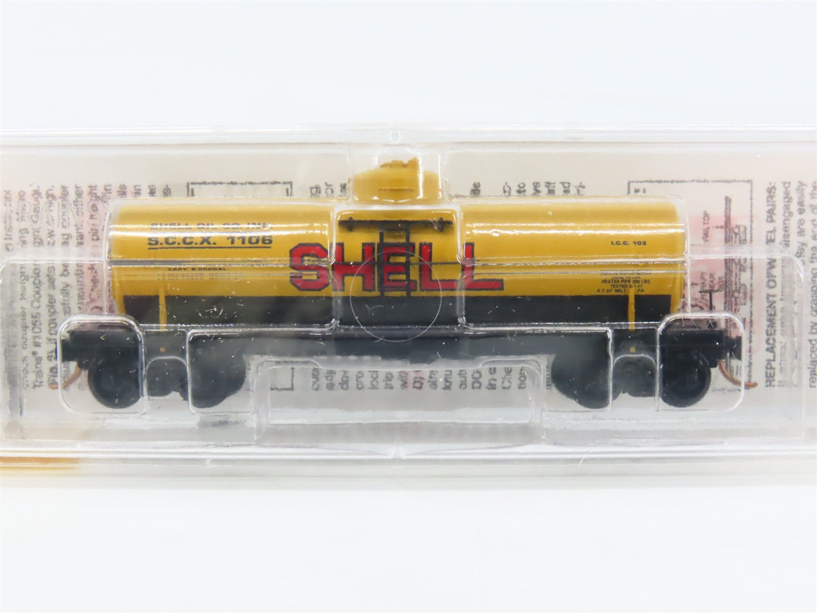 N Scale Micro-Trains MTL 65090/1 SCCX Shell Oil 39' Single Dome Tank Car #1106