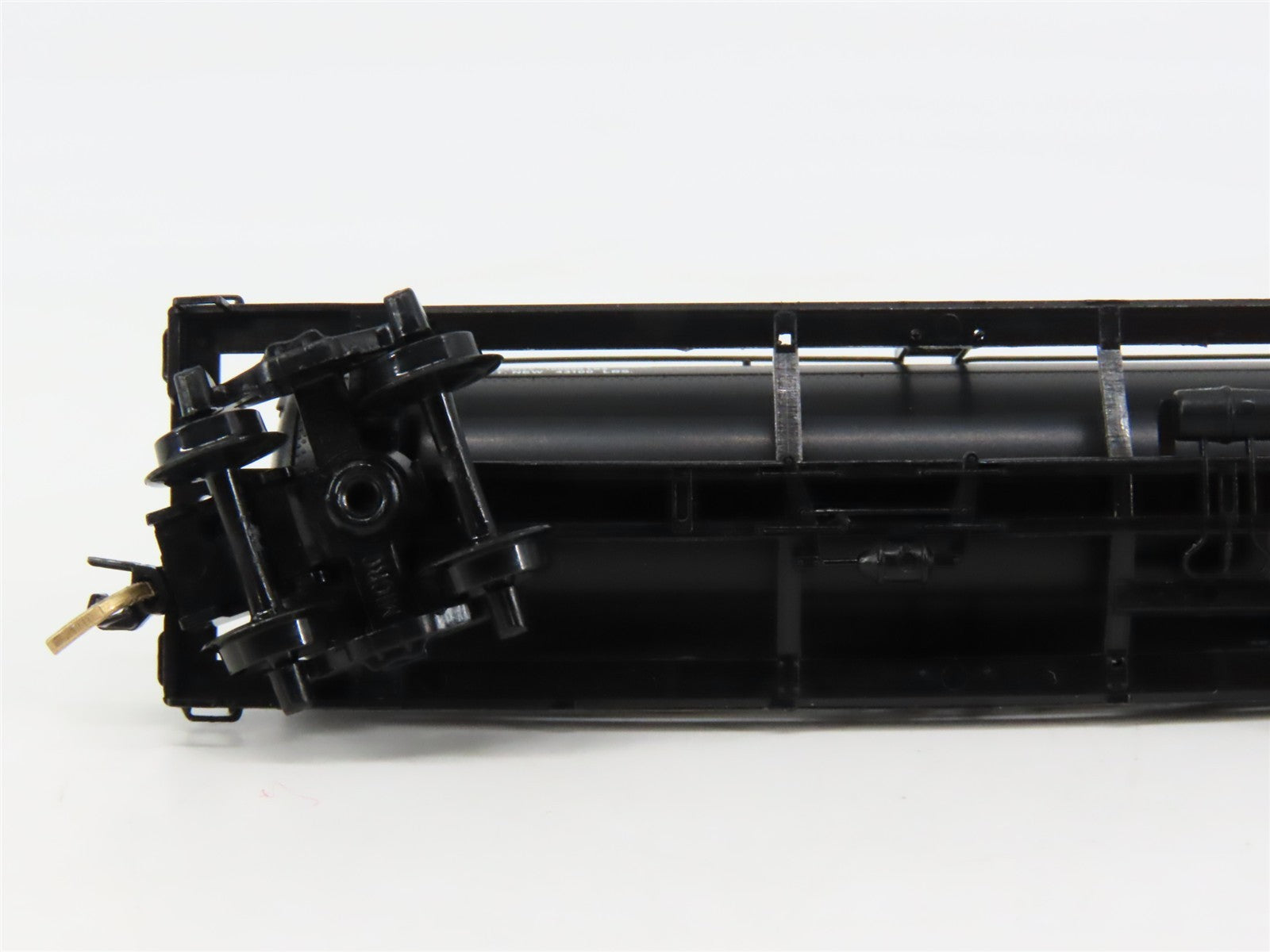 N Scale Micro-Trains MTL 65170 SHPX 39' Single Dome Tank Car #7673 RTR