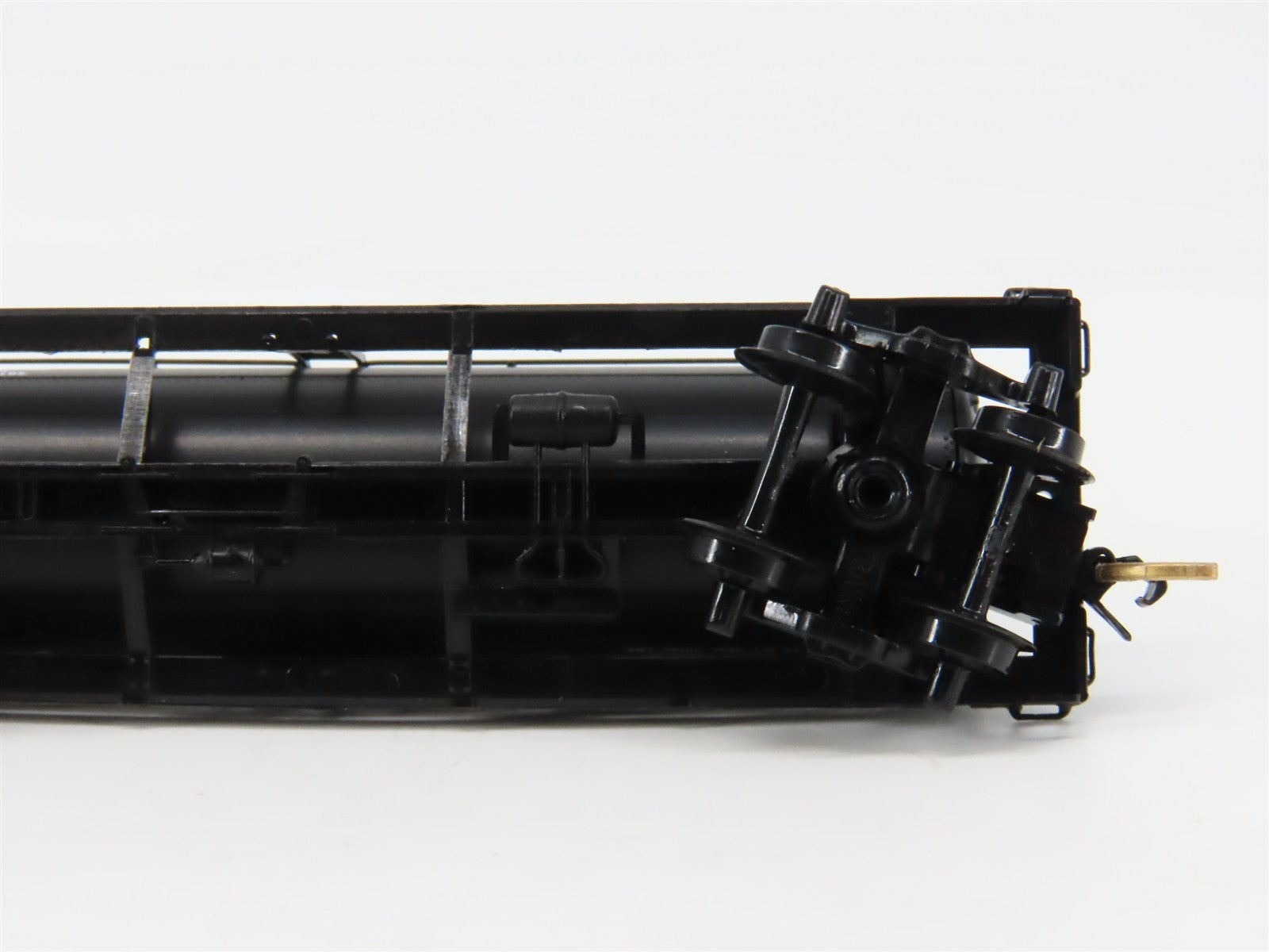 N Scale Micro-Trains MTL 65170 SHPX 39' Single Dome Tank Car #7673 RTR