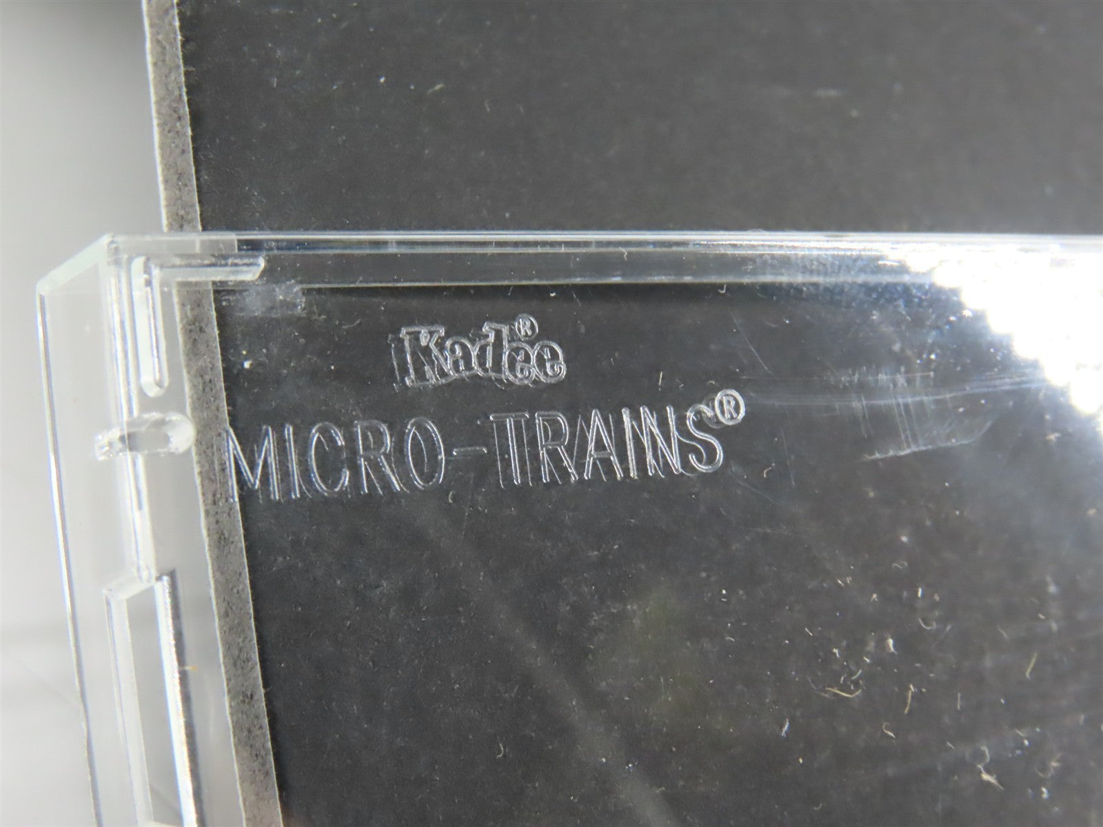 N Scale Micro-Trains 65170 SHPX Shippers' Car Line 39' Single Dome Tank Car RTR
