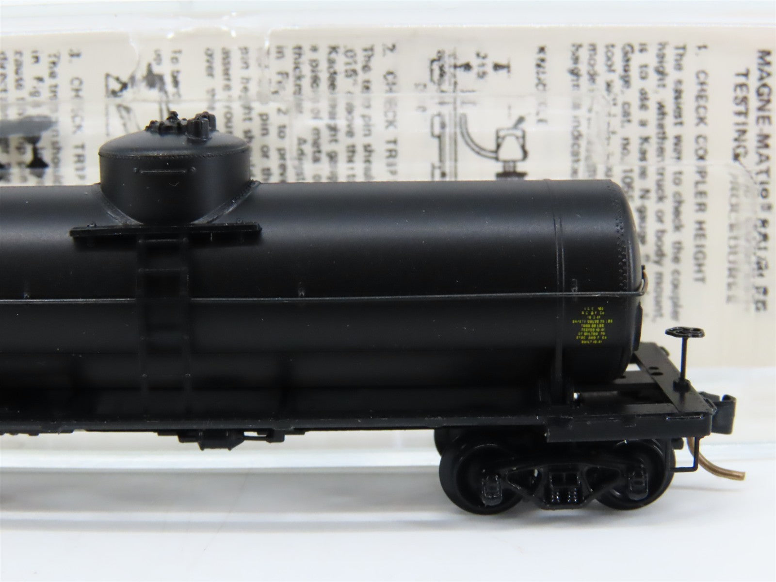 N Scale Micro-Trains 65170 SHPX Shippers' Car Line 39' Tank Car 20650 RTR
