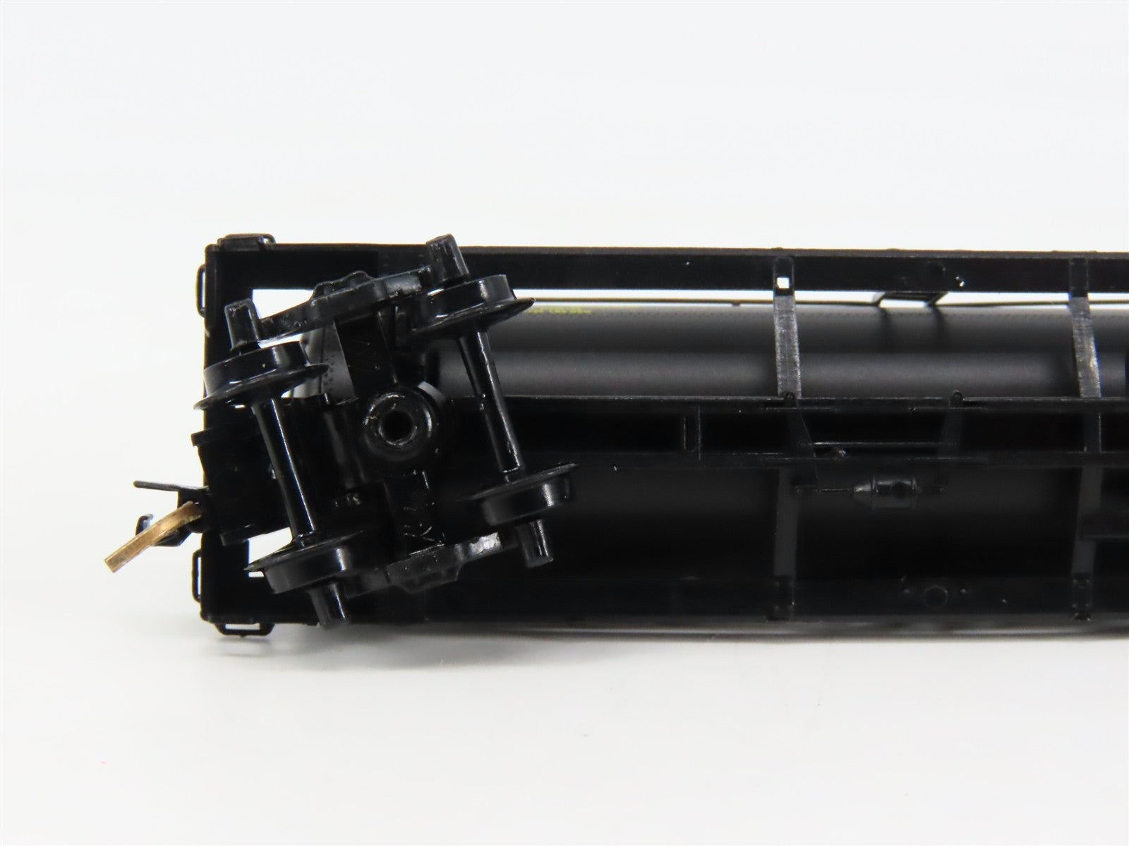 N Scale Micro-Trains 65170 SHPX Shippers' Car Line 39' Tank Car 20650 RTR