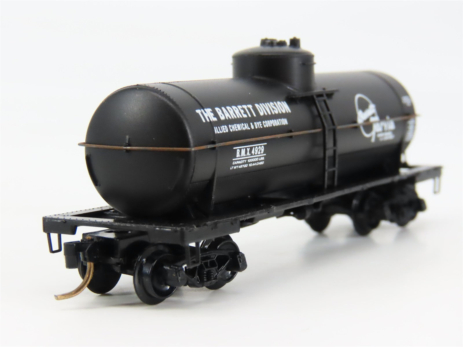 N Scale Micro-Trains 65150 BMX Barrett Division 39' Single Dome Tank Car RTR