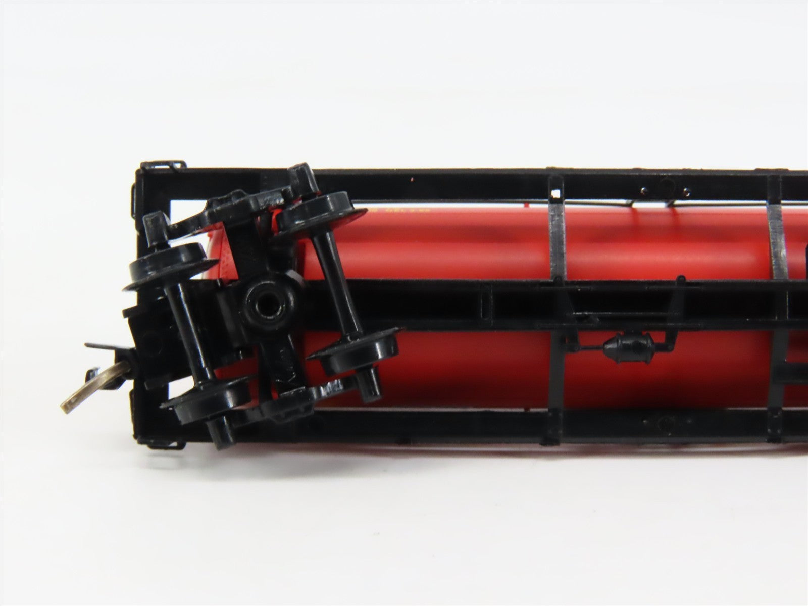 N Micro-Trains MTL 65300 CGW Chicago Great Western 39' Single Dome Tank Car 285