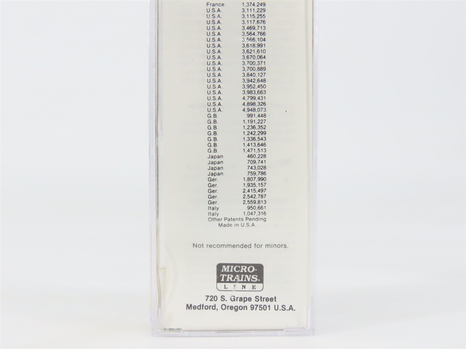 N Scale Micro-Trains 65120 MOBX Mobil Oil 39' Single Dome Tank Car 11129 RTR