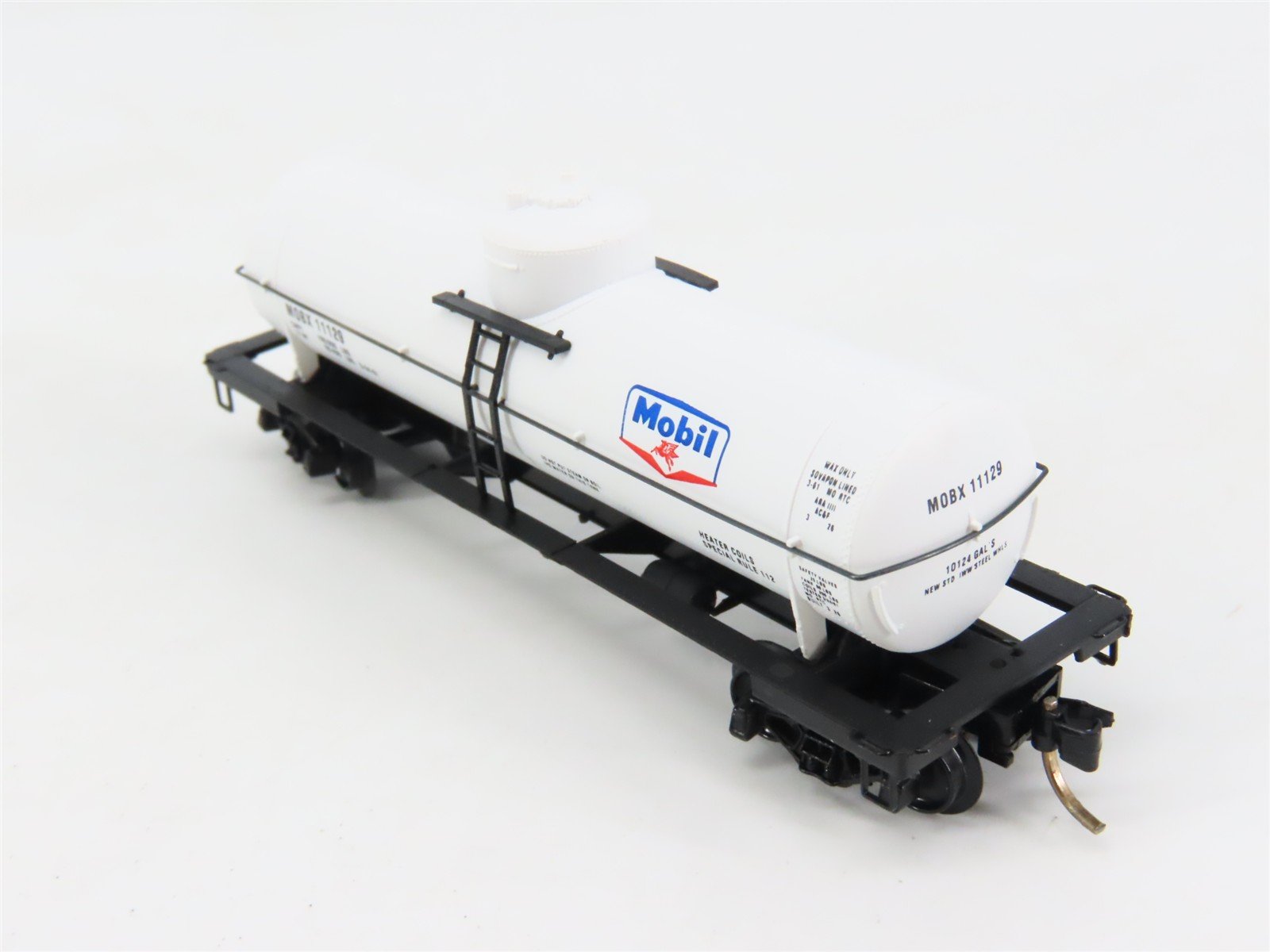 N Scale Micro-Trains 65120 MOBX Mobil Oil 39' Tank Car 11129 RTR