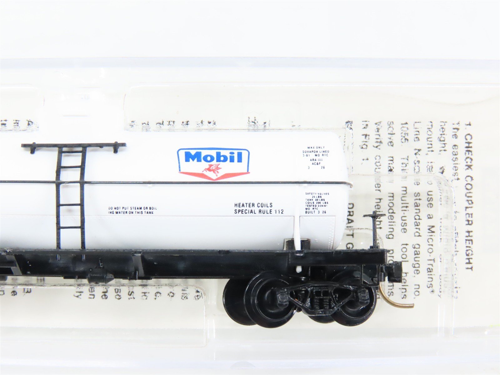 N Scale Micro-Trains 65120 MOBX Mobil Oil 39' Tank Car 11129 RTR