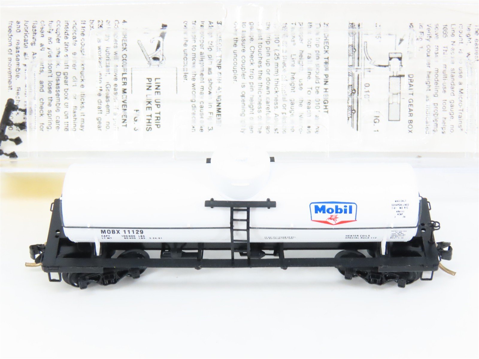 N Scale Micro-Trains 65120 MOBX Mobil Oil 39' Tank Car 11129 RTR