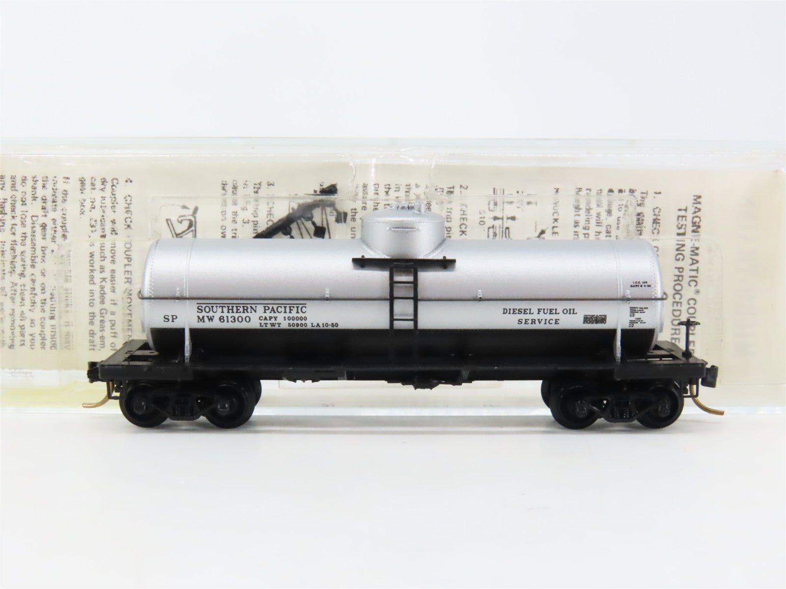 N Scale Micro-Trains MTL 65200 SP Southern Pacific 39' Single Dome Tank Car RTR