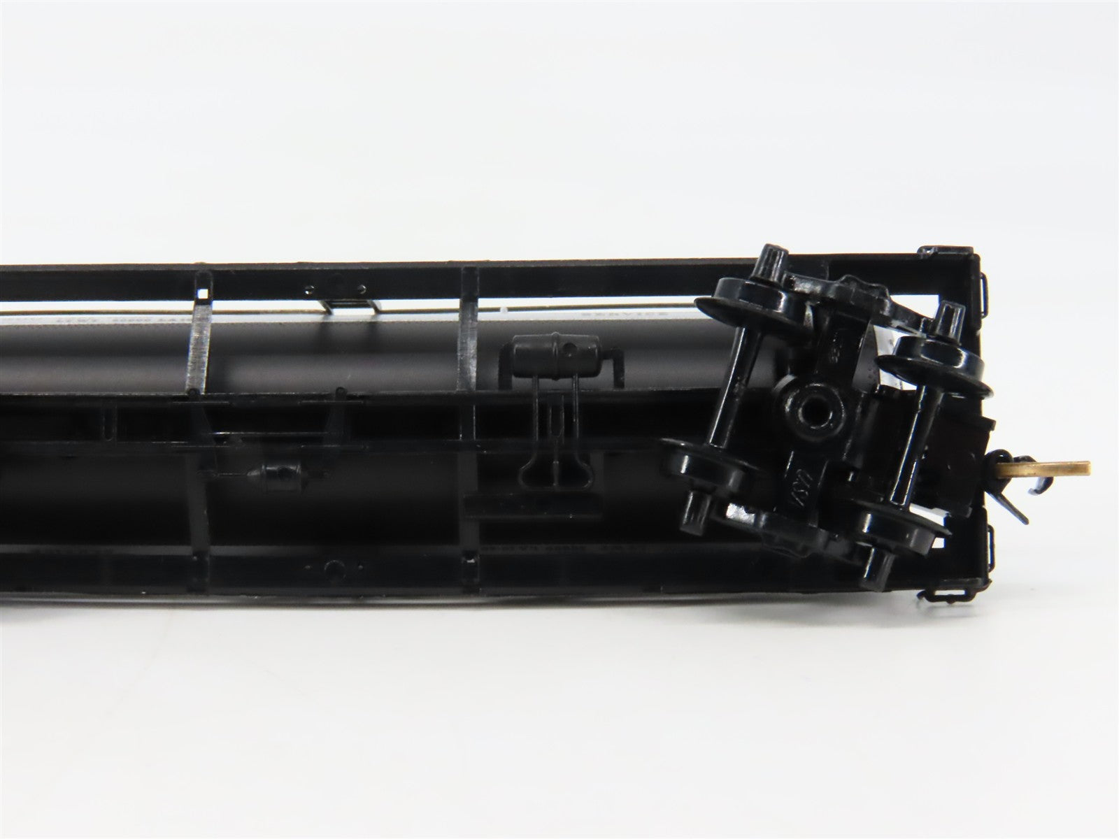 N Scale Micro-Trains MTL 65200 SP Southern Pacific 39' Single Dome Tank Car RTR