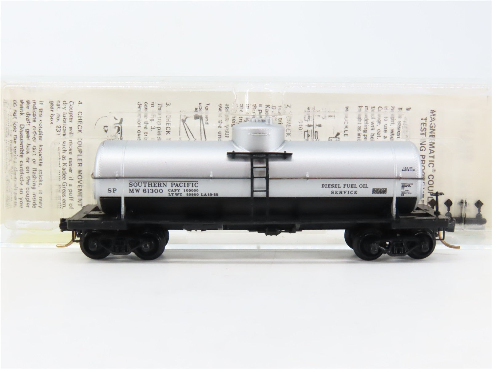 N Scale Micro-Trains MTL 65200 SP Southern Pacific 39' Single Dome Tank Car RTR