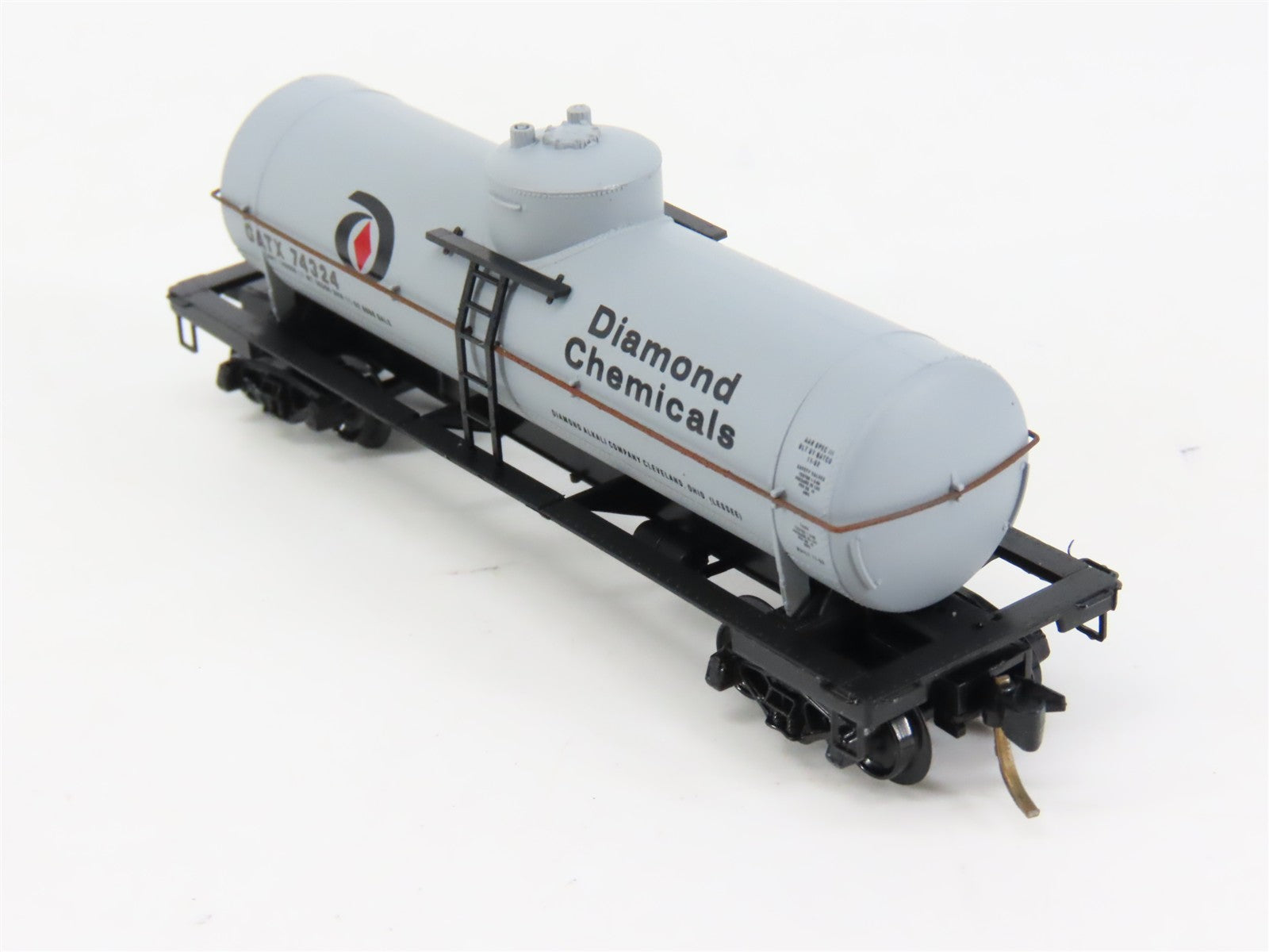 N Scale Micro-Trains MTL 65190 GATX 38' Tank Car 74324 RTR