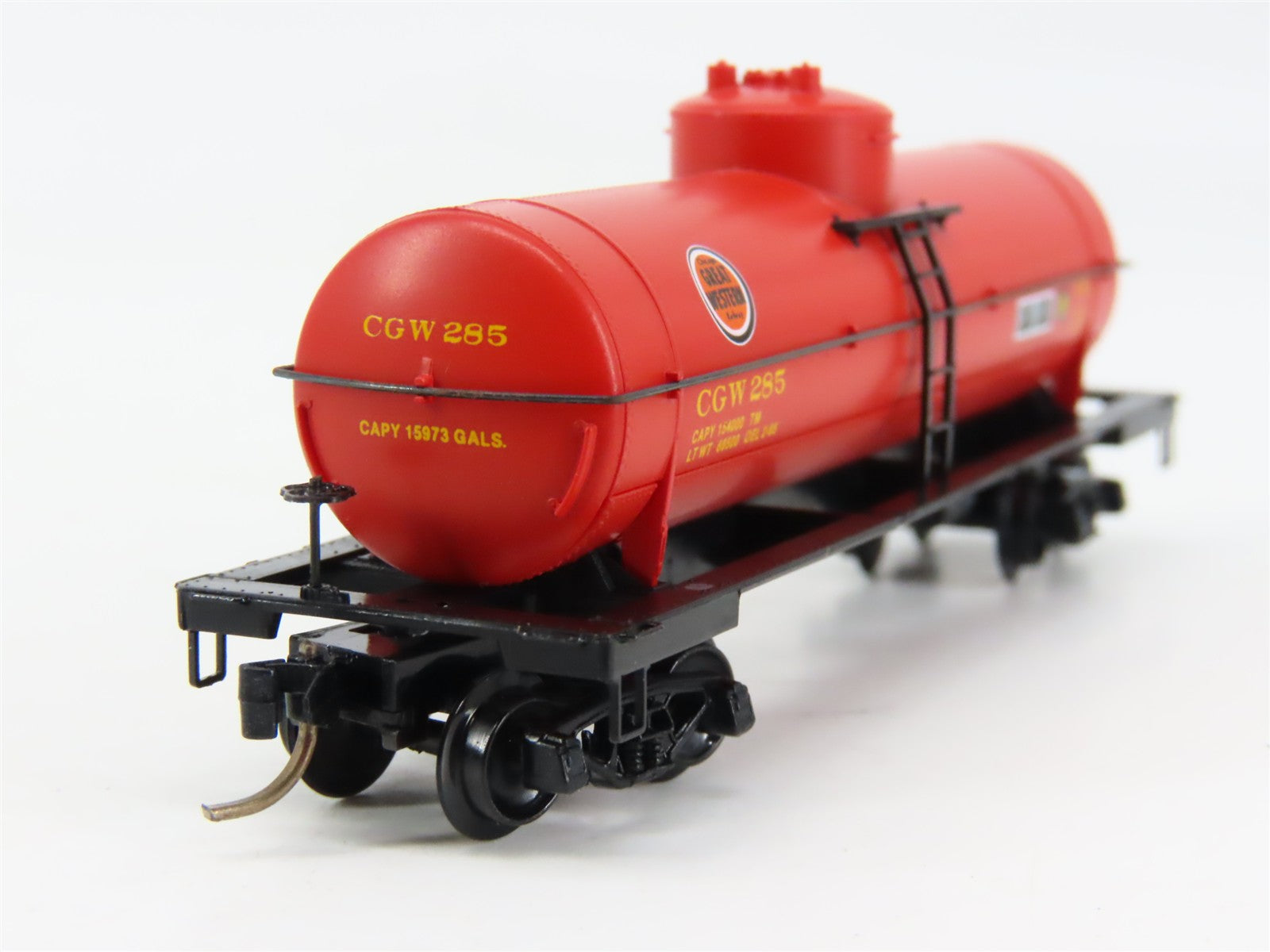N Micro-Trains MTL 65300 CGW Chicago Great Western 39' Single Dome Tank Car #285