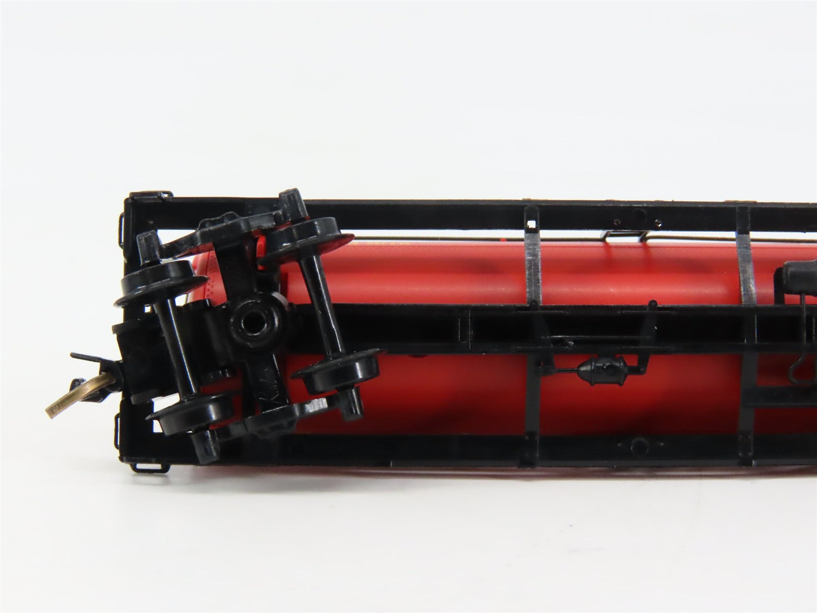 N Micro-Trains MTL 65300 CGW Chicago Great Western 39' Single Dome Tank Car #285