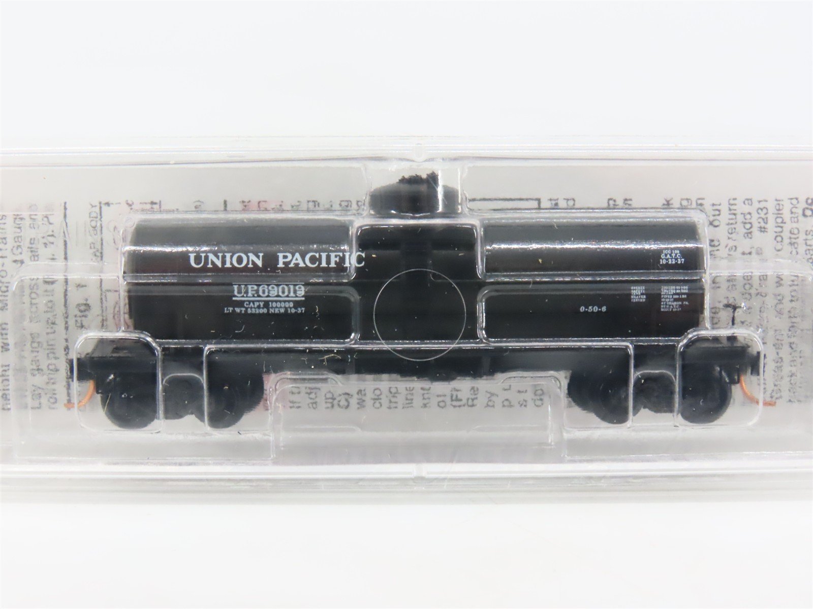 N Scale Micro-Trains MTL 65180 UP Union Pacific 39' Single Dome Tank Car RTR