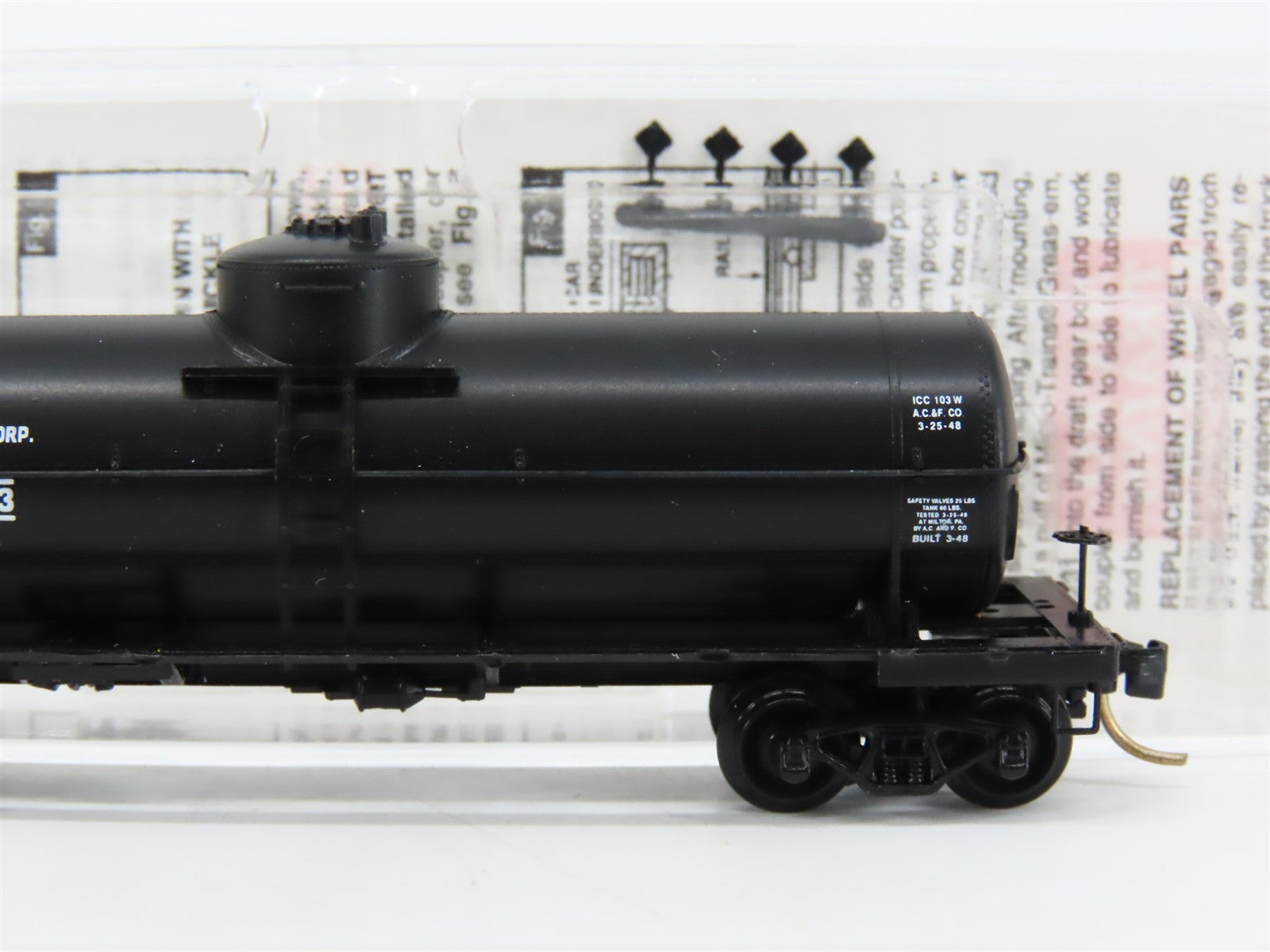 N Scale Micro-Trains MTL 65170 Shipper's Car Line 39' Single Dome Tank Car RTR