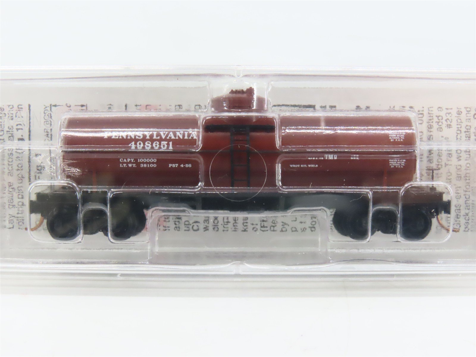 N Scale Micro-Trains MTL 65230 PRR Pennsylvania Railroad Tank Car 498651 RTR