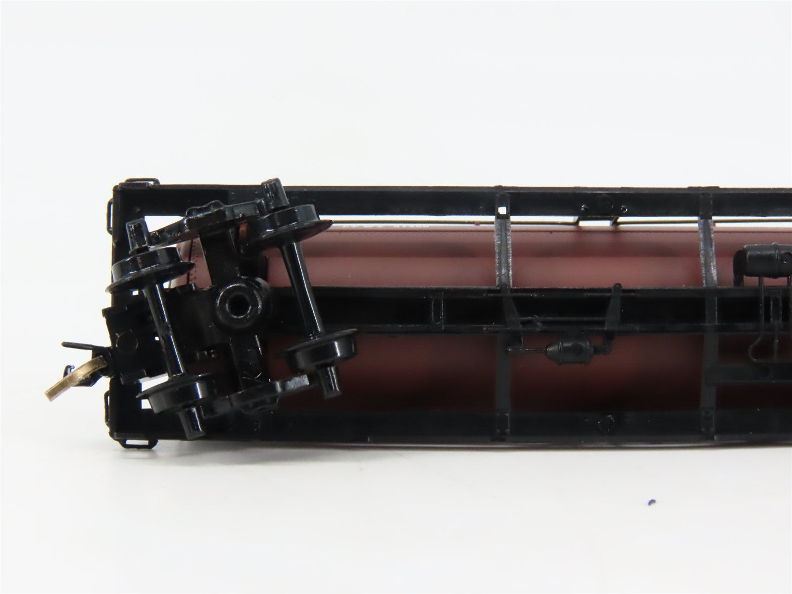 N Scale Micro-Trains MTL 65290 CNJ Jersey Central 39' Single Dome Tank Car RTR