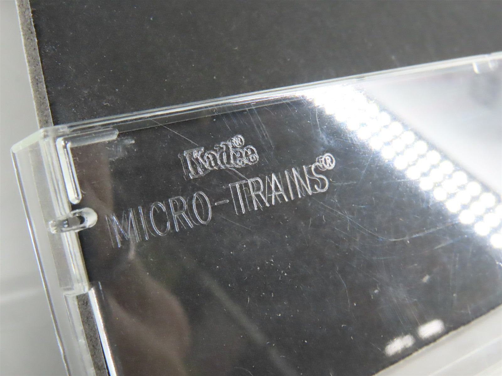 N Scale Micro-Trains MTL 65210 BMX Barrett Division 39' Tank Car 810 RTR