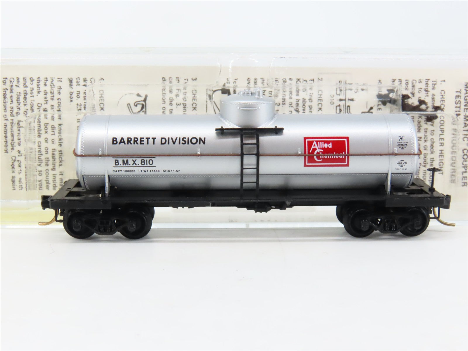 N Scale Micro-Trains MTL 65210 BMX Barrett Division 39' Single Dome Tank Car RTR