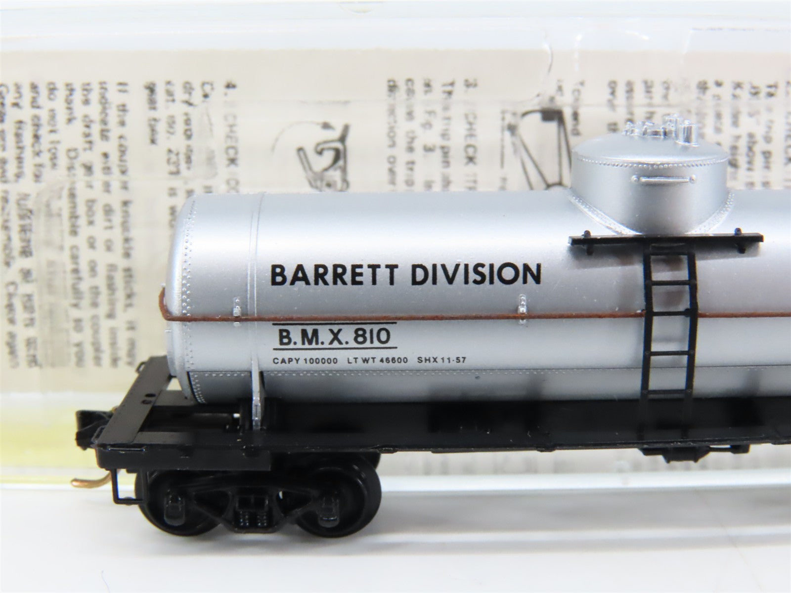 N Scale Micro-Trains MTL 65210 BMX Barrett Division 39' Single Dome Tank Car RTR