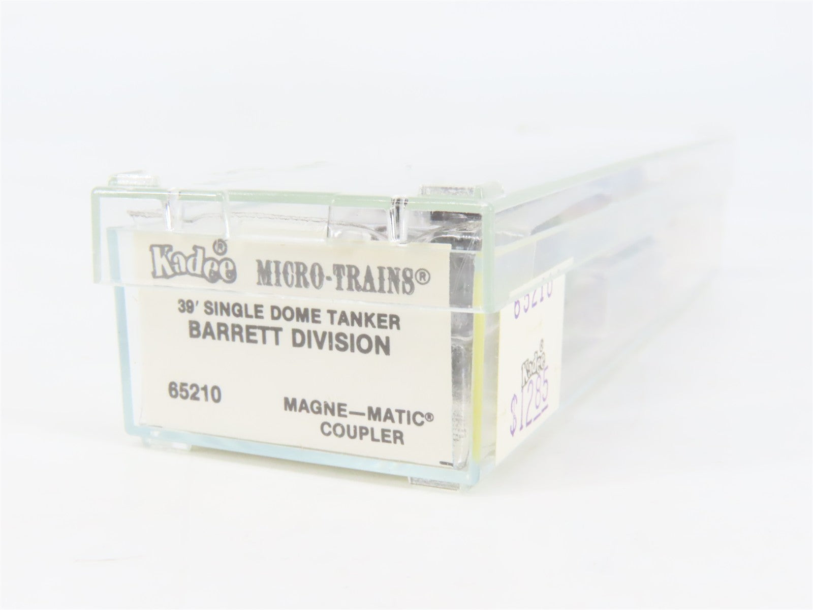 N Scale Micro-Trains MTL 65210 BMX Barrett Division 39' Single Dome Tank Car RTR