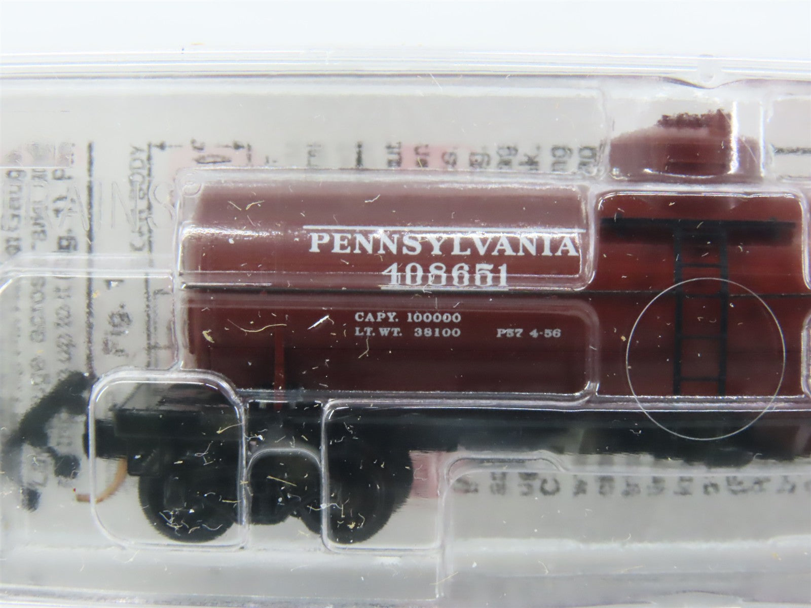 N Scale Micro-Trains MTL 65230 PRR Pennsylvania Railroad Tank Car 498651 RTR