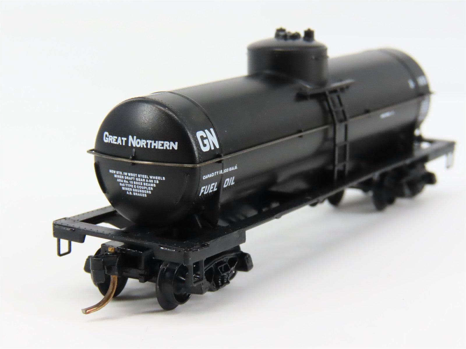 N Scale Micro-Trains MTL 65240 GN Great Northern 39' Tank Car X-1153 RTR