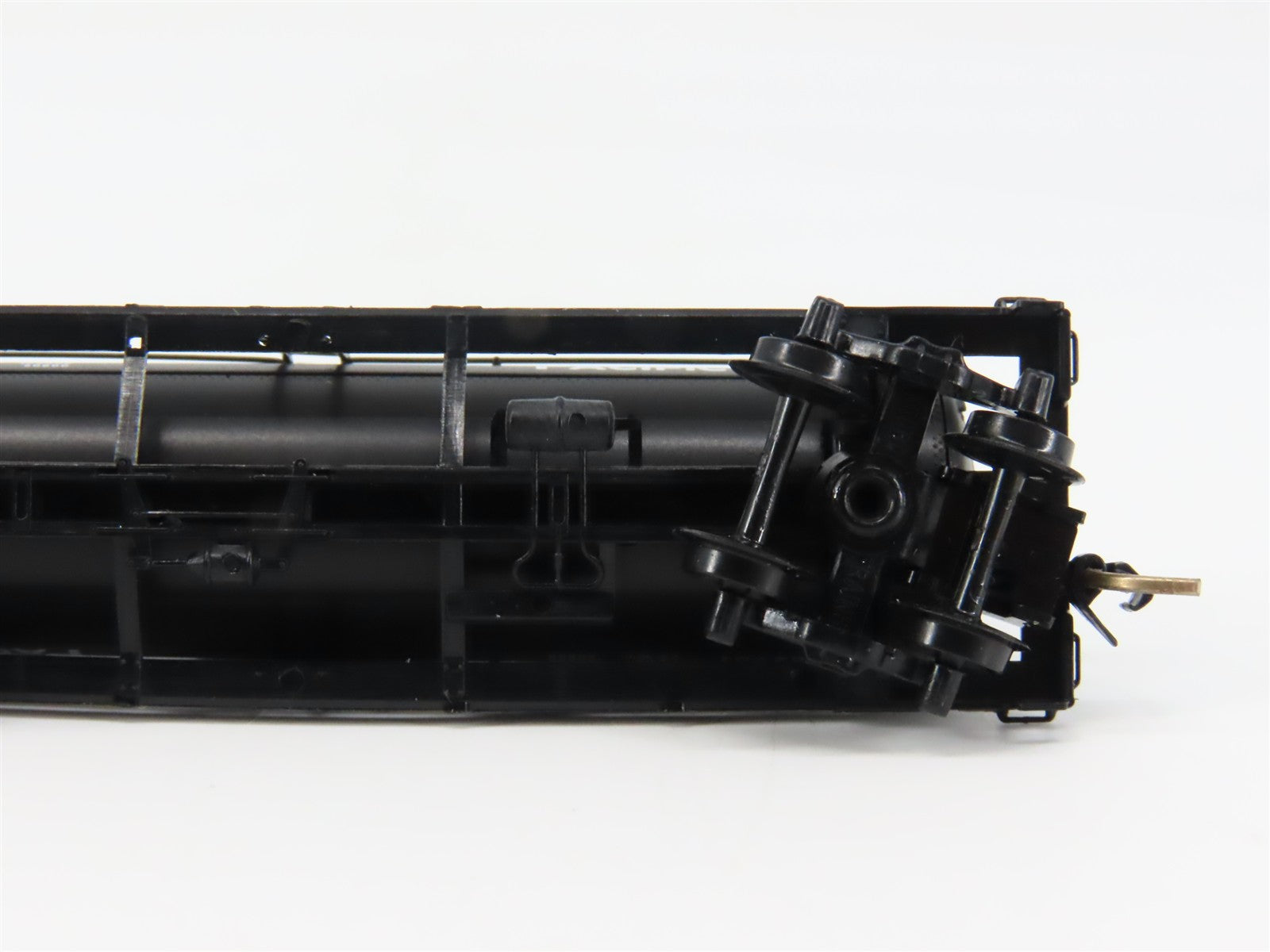 N Scale Micro-Trains MTL 65330 SP Southern Pacific 39' Tank Car 62701 RTR