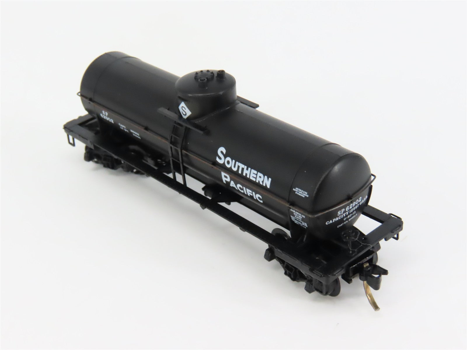 N Scale Micro-Trains MTL 65330 SP Southern Pacific 39' Single Dome Tank Car RTR
