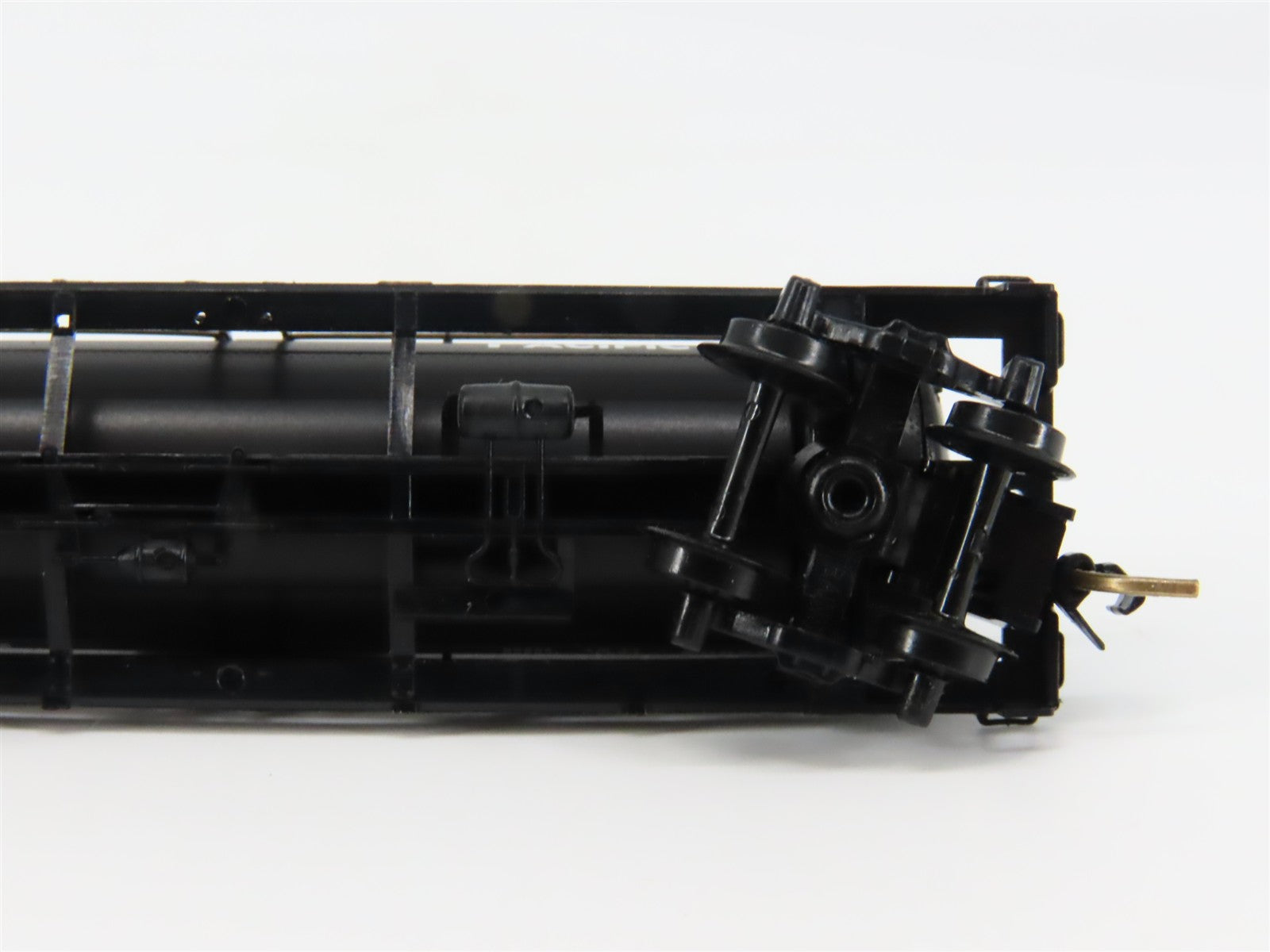N Scale Micro-Trains MTL 65330 SP Southern Pacific 39' Single Dome Tank Car RTR