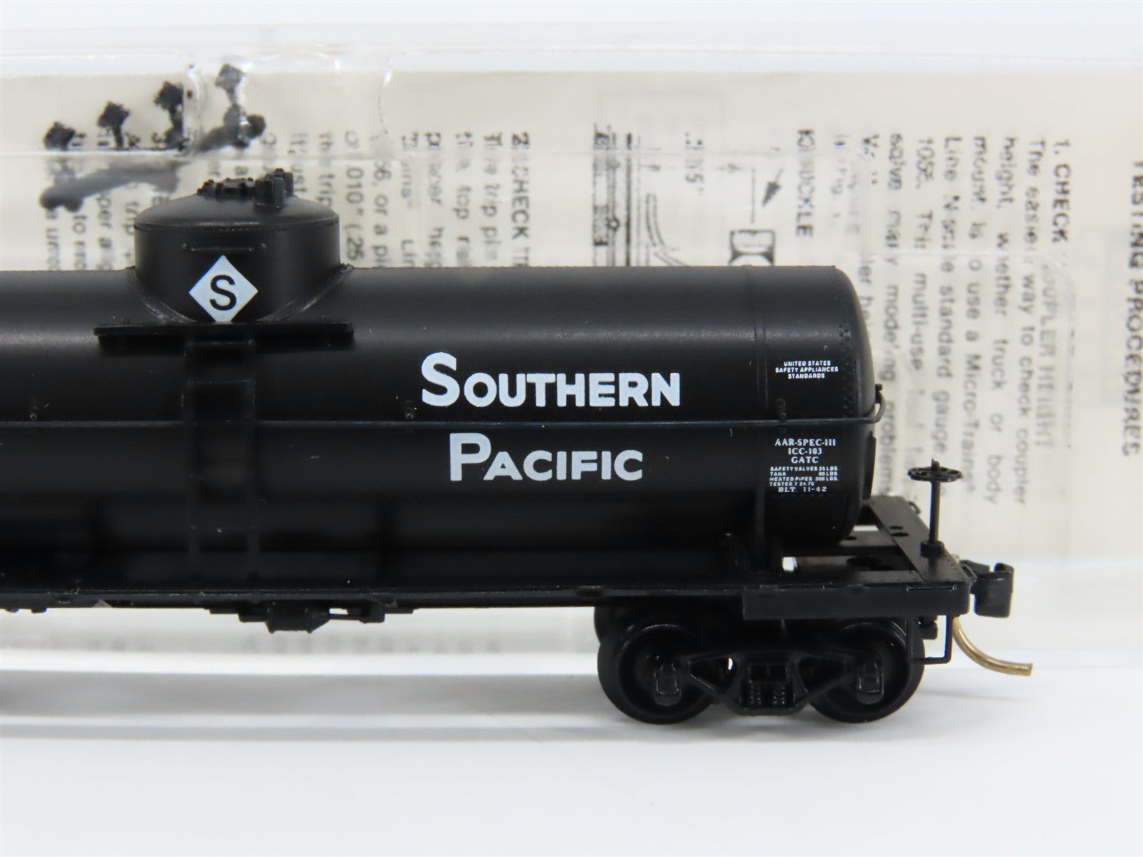 N Scale Micro-Trains MTL 65330 SP Southern Pacific 39' Single Dome Tank Car RTR